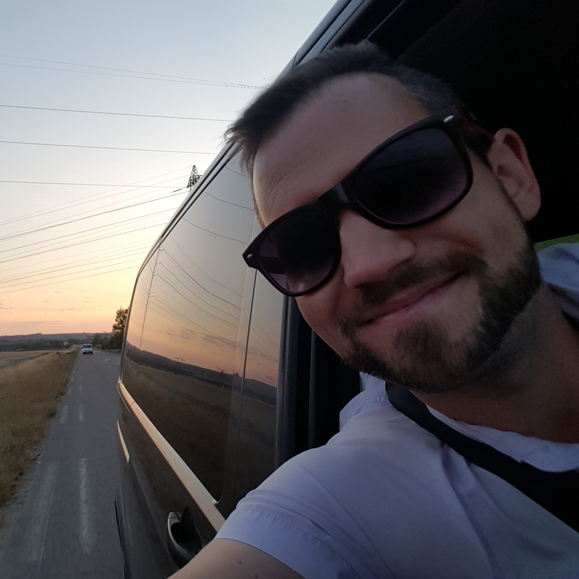 02 Über Martin J. Lüttinger1
